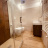 Bagno camera vista giardino